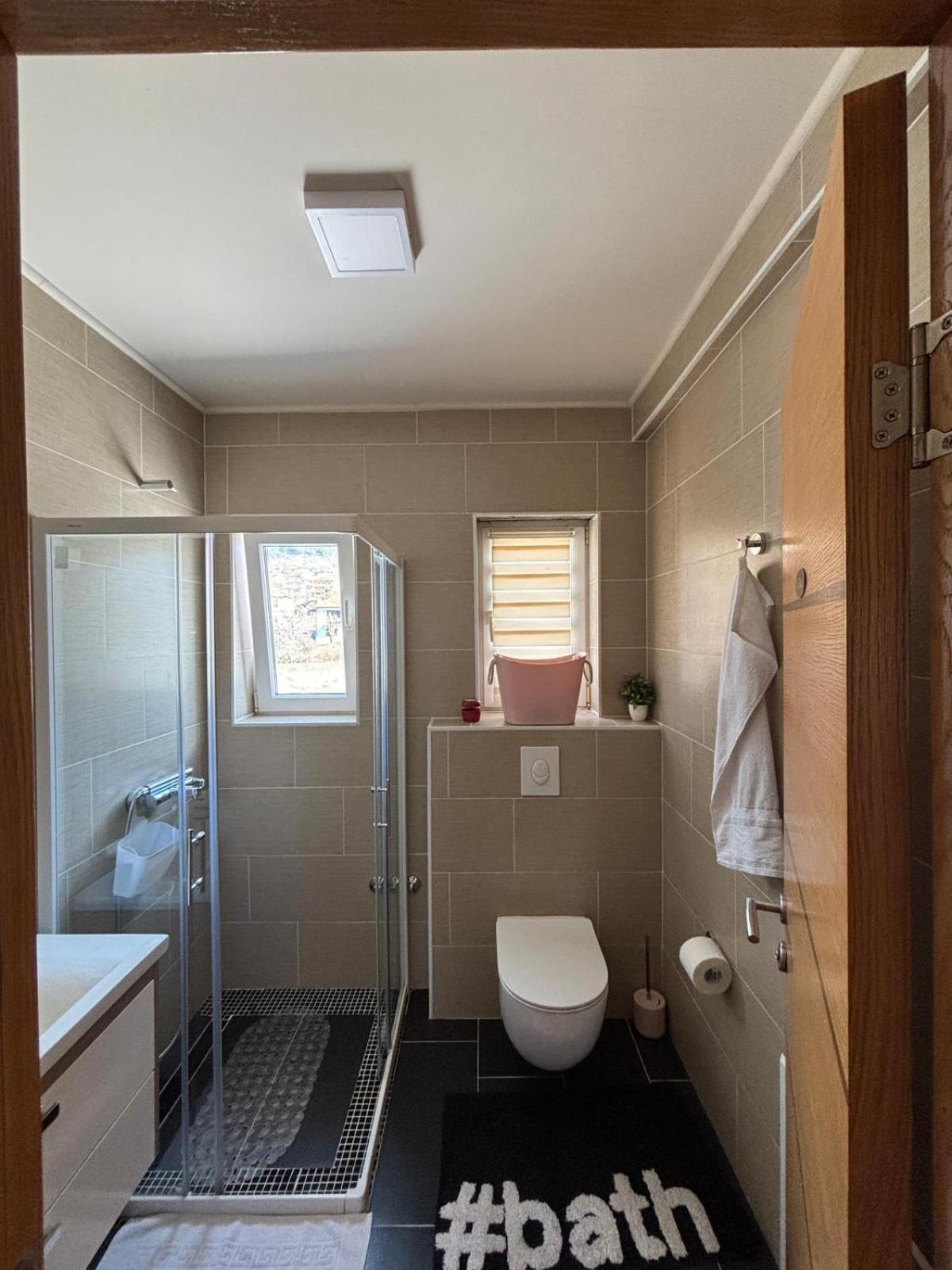 Sobe I Apartman R Bileca Exterior photo